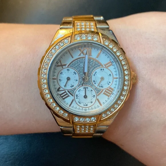 Guess Watch - Picture 6 of 6